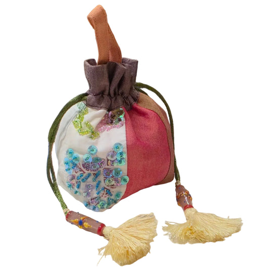 Nyana Nyana Patchwork Handbead Batik Bagana
