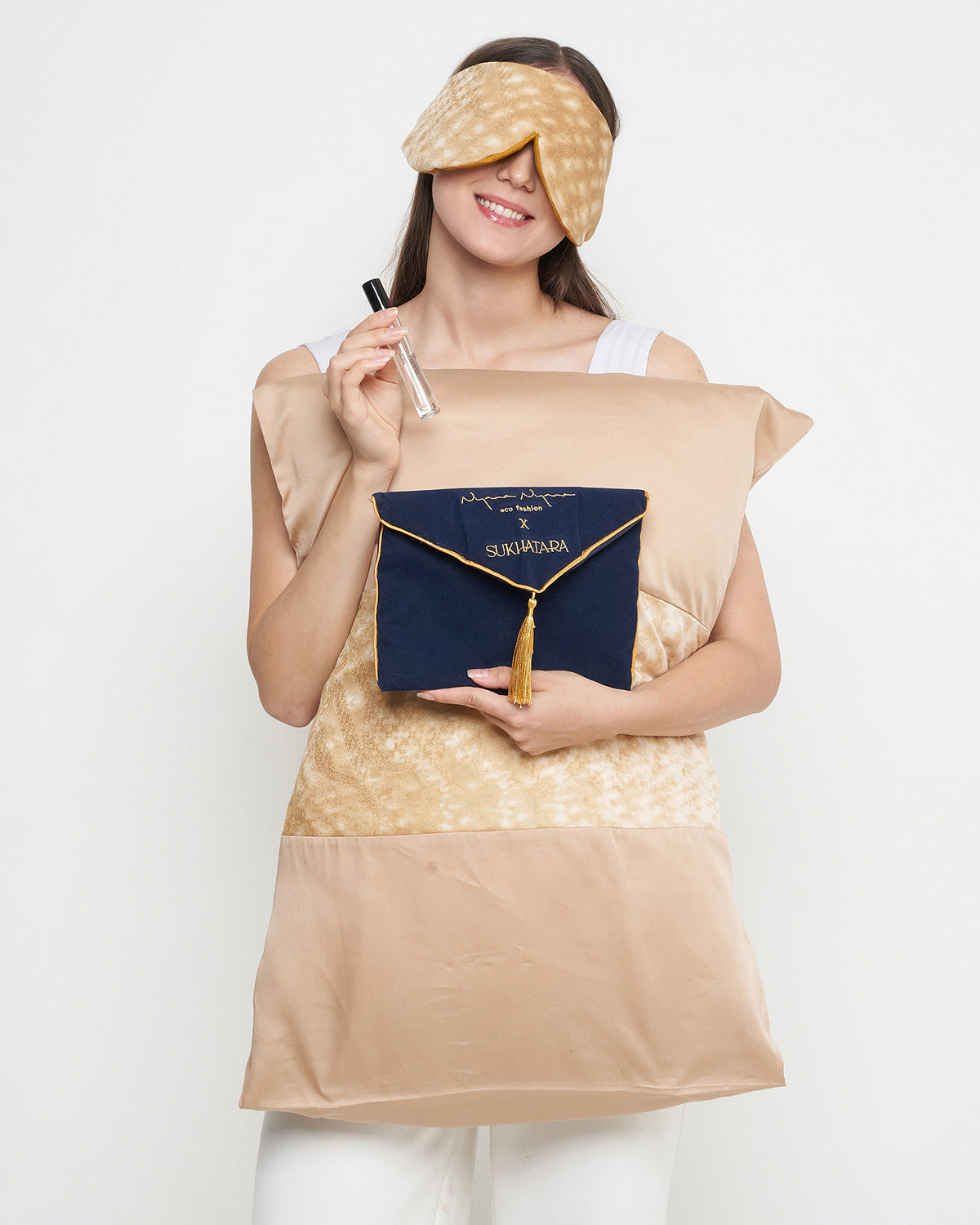 Nyana Nyana x Sukhatara Unwind Kit – Vegan Silk Cupro | Gold