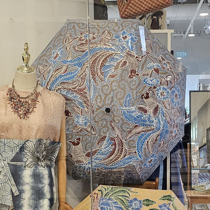 Nyana Nyana Artisan Umbrella Hand Painted Peranakan Batik Tulis with UV Protection