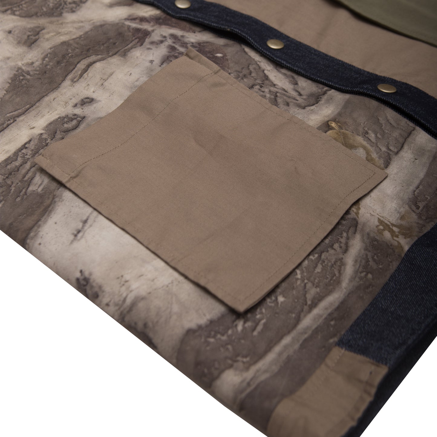 MANDAI x NYANA NYANA VEST