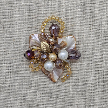 Nyana Nyana Shell and Fresh Water Pearl Brooch Kerongsang