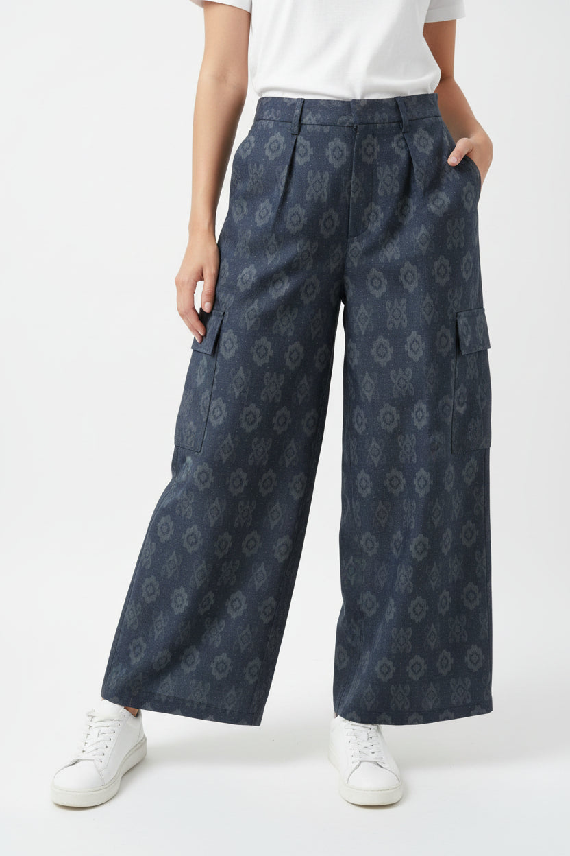 Nyana Wide Cargo Pants