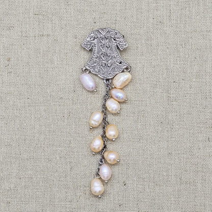 Nyana Nyana Fresh Water Pearl Kebaya Shaped Brooch Kerongsang Small