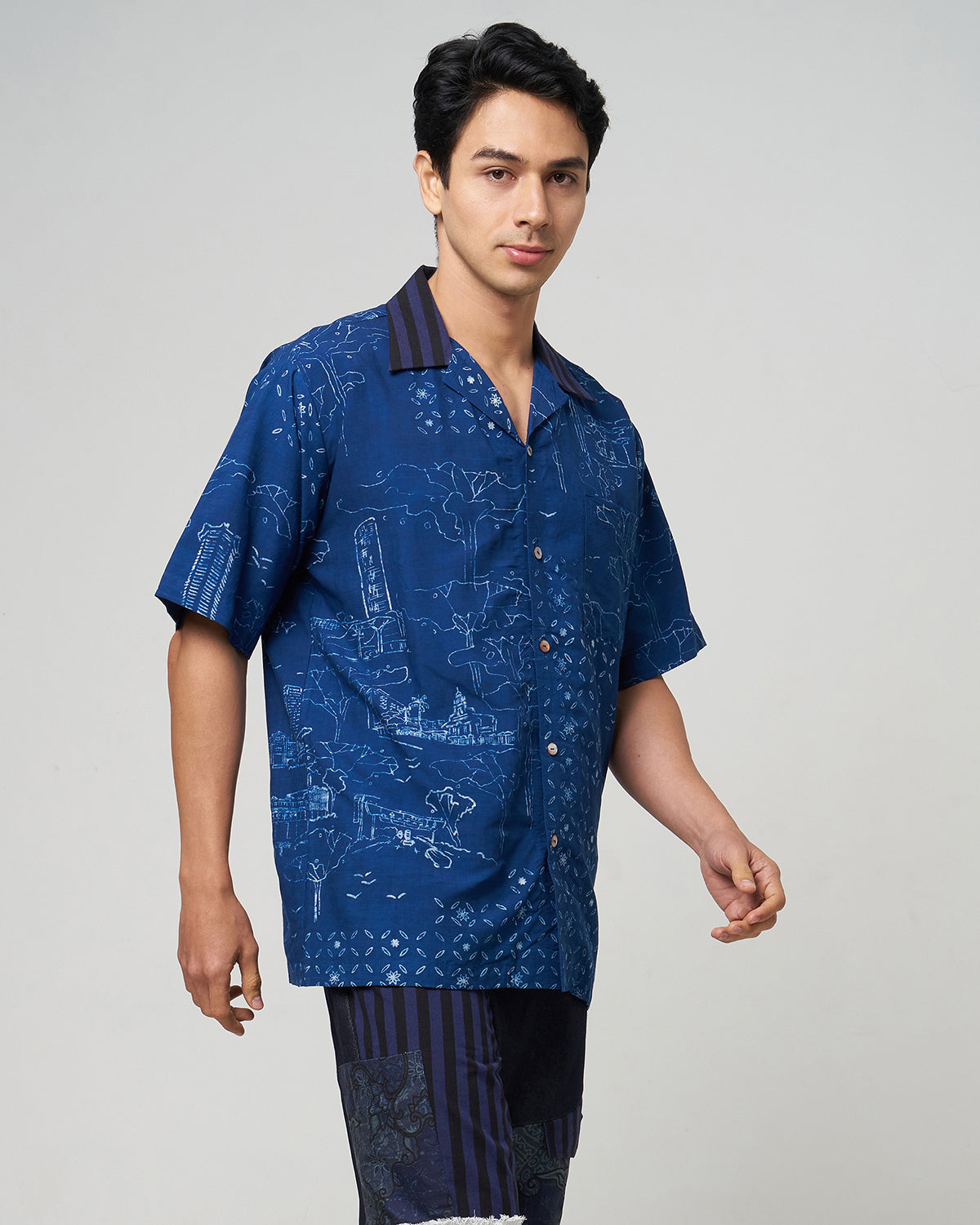 Nyana OekoTex Orchard Road Batik Camp shirt