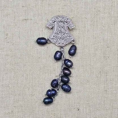 Nyana Nyana Fresh Water Pearl Kebaya Shaped Brooch Kerongsang Small