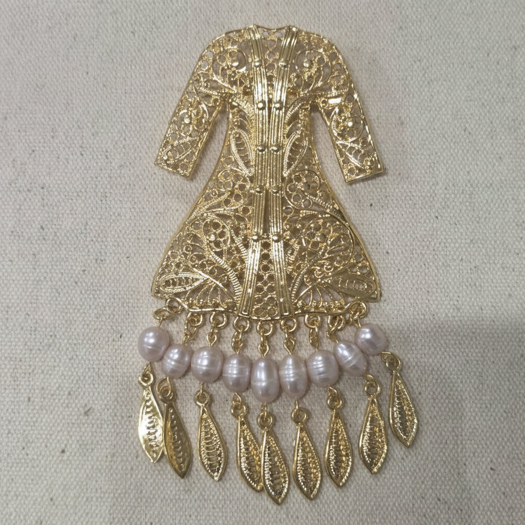 Nyana Nyana Fresh Water Pearl Kebaya Shaped Brooch Kerongsang Gold L