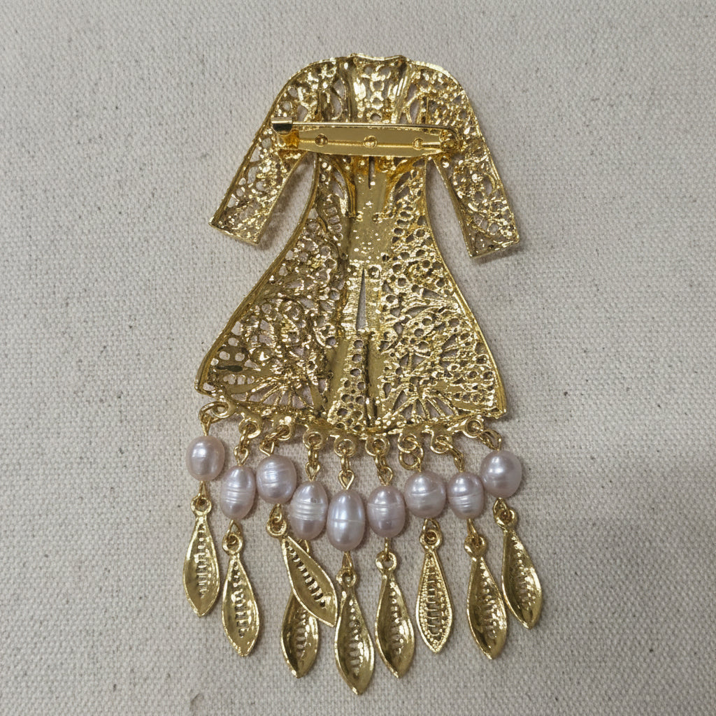 Nyana Nyana Fresh Water Pearl Kebaya Shaped Brooch Kerongsang Gold L