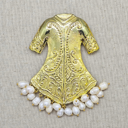 Nyana Nyana Fresh Water Pearl Kebaya Shaped Brooch Kerongsang Gold XL